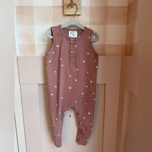 Mebie Baby Sleeveless One-Piece Romper in Dusty Rose with Daisy Print